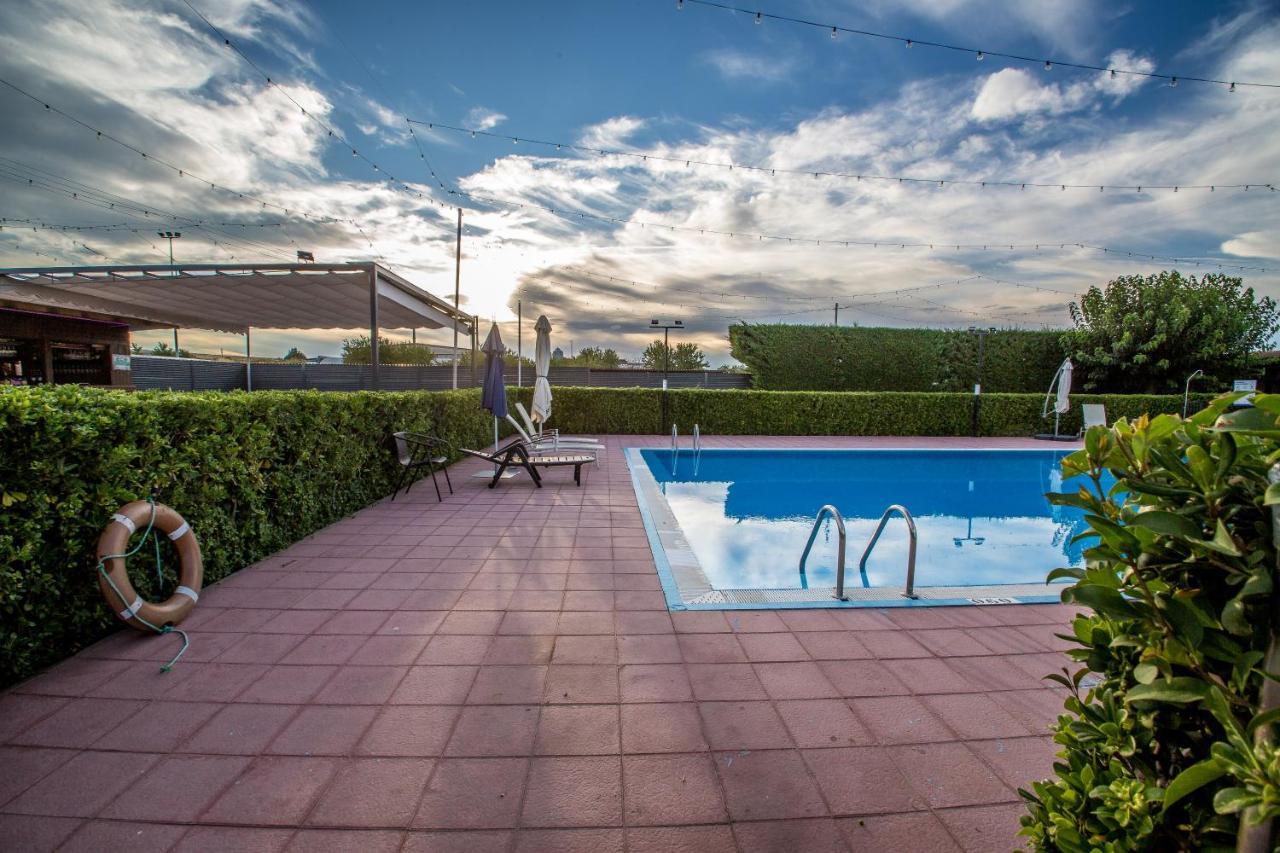 Hotel Nuevo Zenit Calahorra Esterno foto