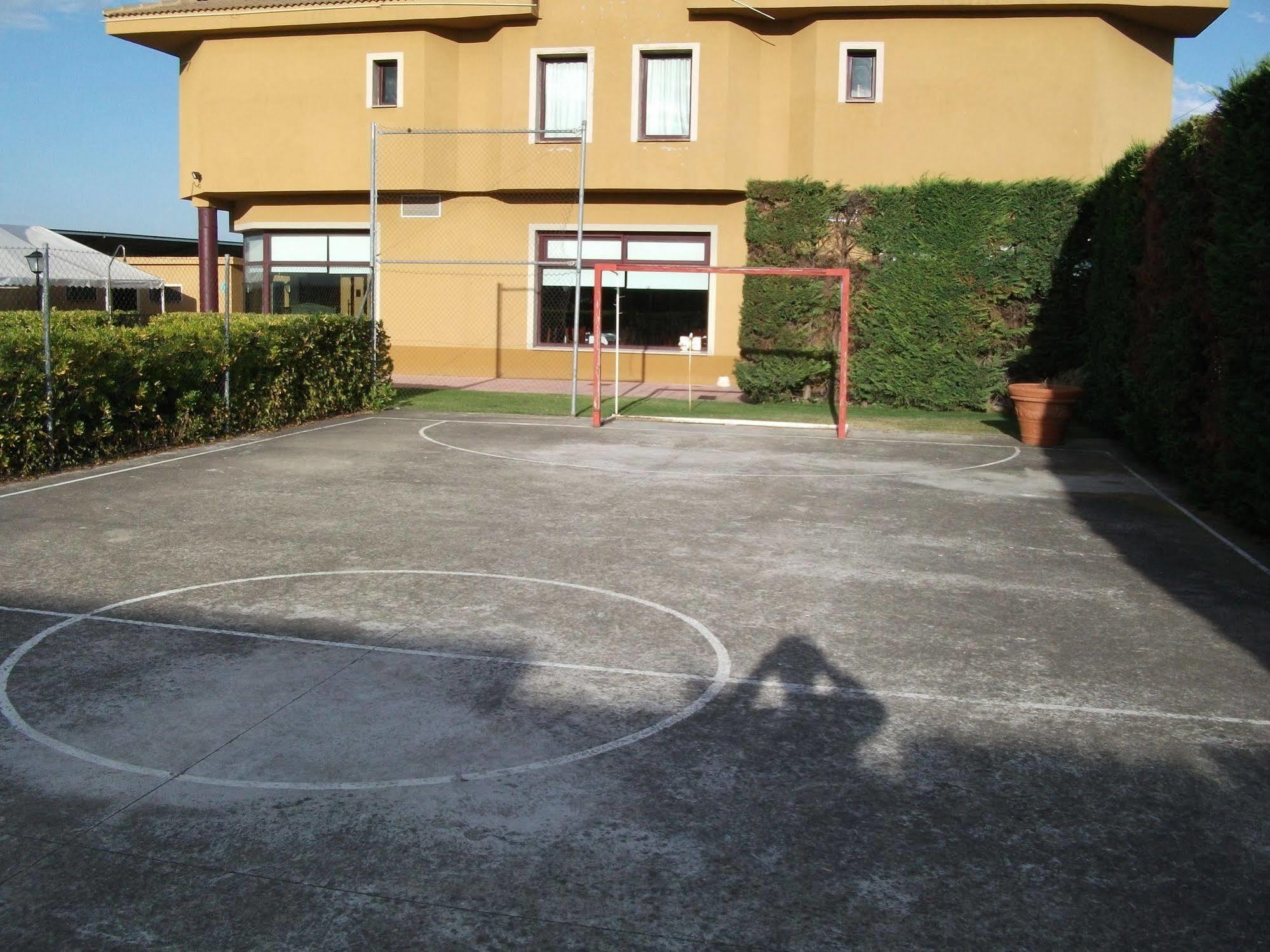 Hotel Nuevo Zenit Calahorra Esterno foto