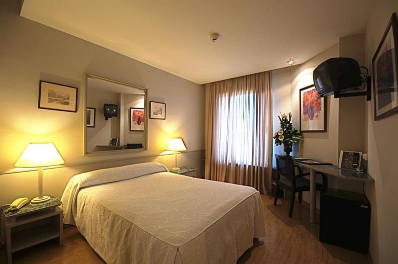 Hotel Nuevo Zenit Calahorra Esterno foto